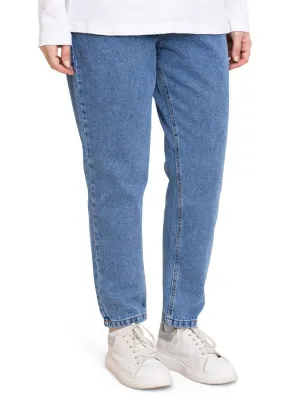 Design 12 Mom-Fit Jeans