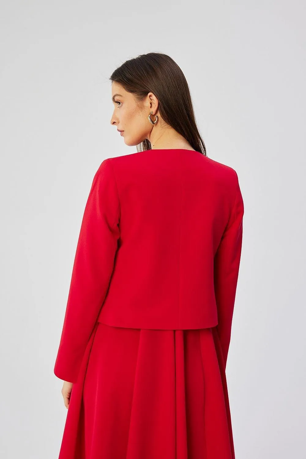 Effortlessly Stylish Short Jacket with Modern Touch