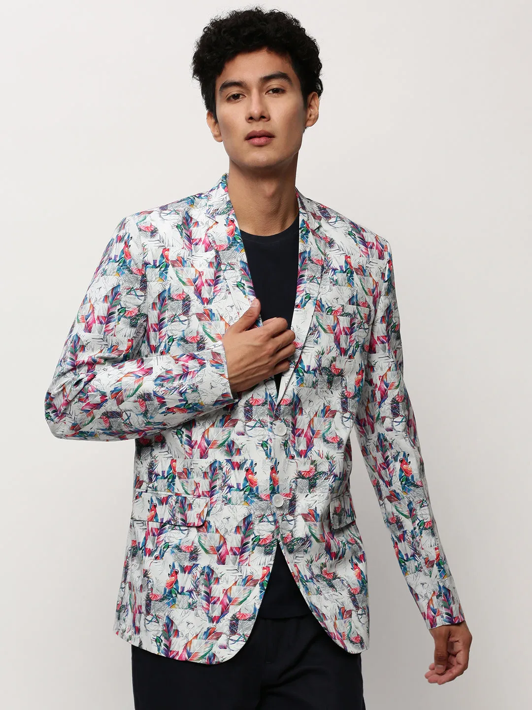 Men White Tropical Printed Slim-Fit Single Breasted Cotton Blazer