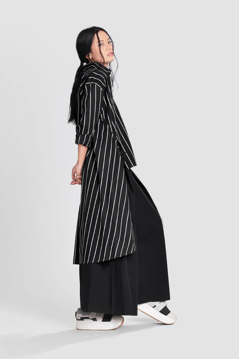 PANTS WITH FRONT PLEAT