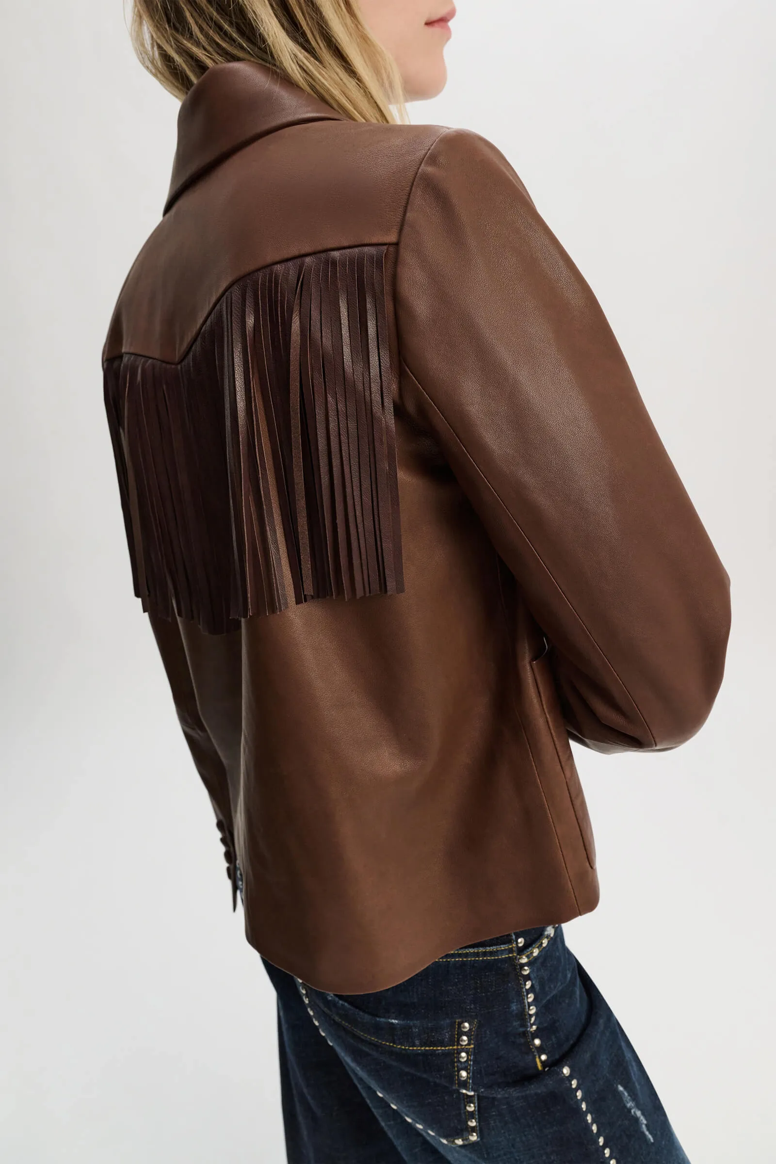 SLEEK STATEMENT JACKET
