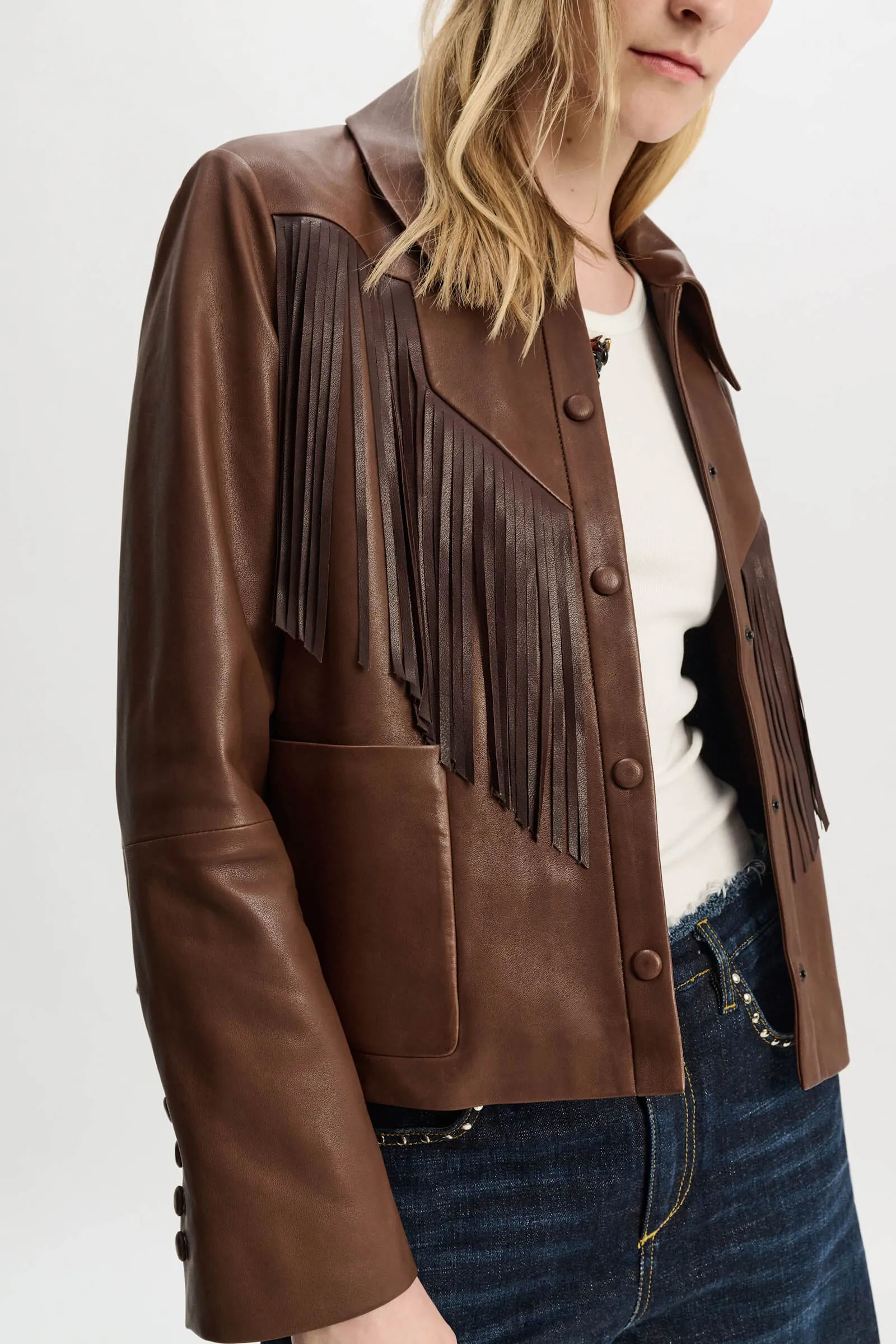 SLEEK STATEMENT JACKET